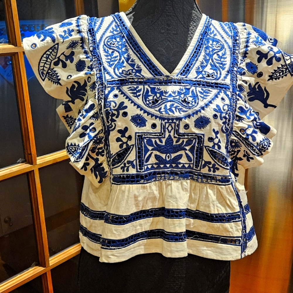 Anthropologie Blue and White Flutter Sleeve Blouse - Picture 5 of 12